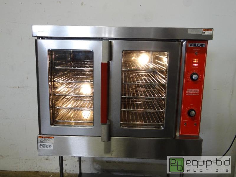 lot 1125 image: Brand New Vulcan Natural Gas Full Size Convection Oven