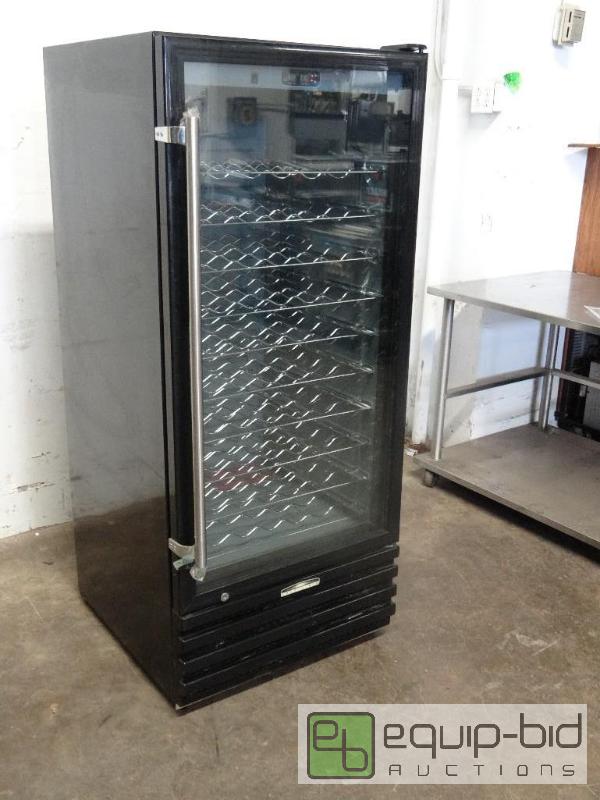 lot 1141 image: New Arctic Air Refrigerated Wine Cooler