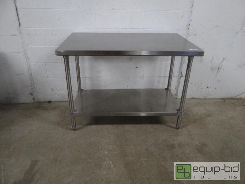 lot 1176 image: All Stainless Table with Under Shelf
