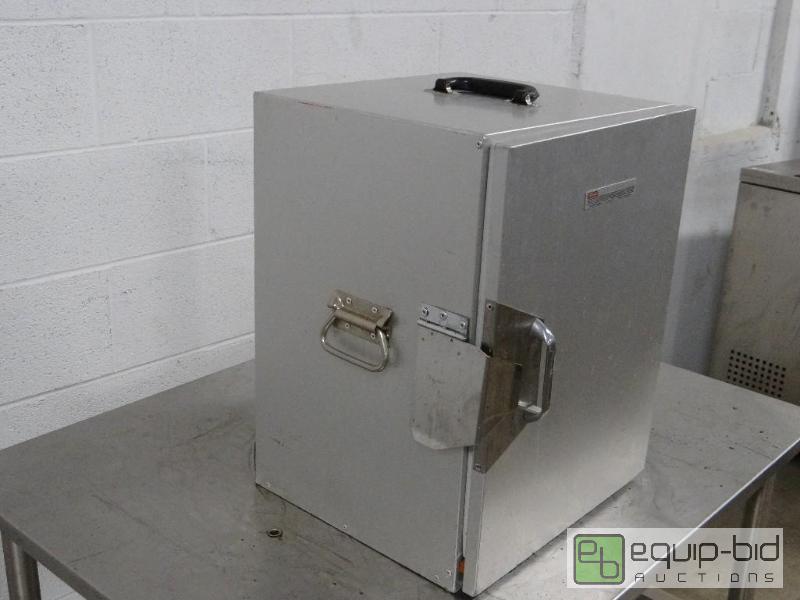 lot 1222 image: Sico Aluminium Heated Catering Case