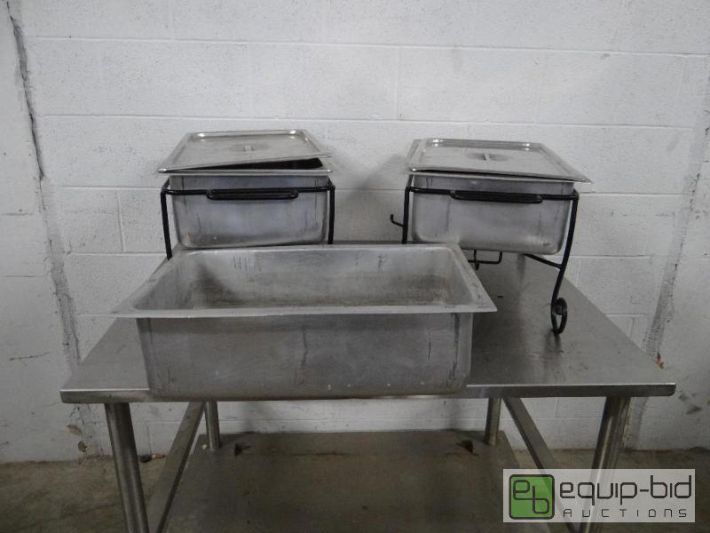 lot 1240 image: (2) Chafing Dishes with Water Pans, Lids and Stainless Inserts