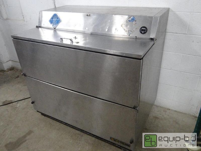 lot 1245 image: True 49in Milk Crate Cooler on Casters