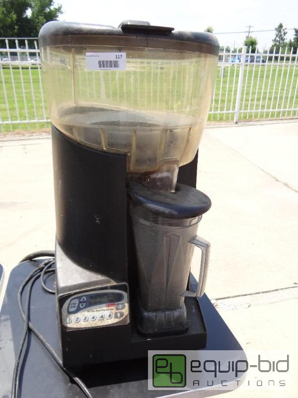 lot 117 image: Vita-Mix portion blending system.  Model-VM01...