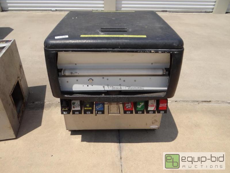 lot 125 image: Cornelius 8 head fountain machine with ice di...