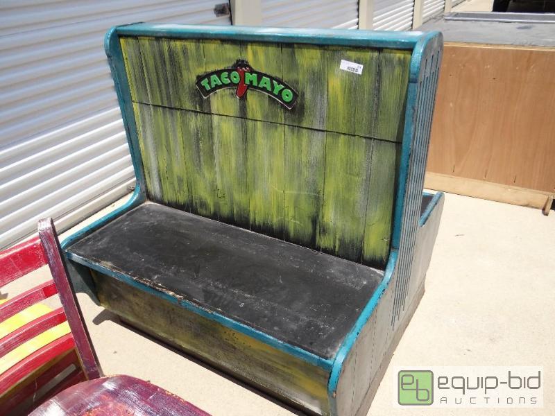 lot 131 image: Nice looking solid booth. Double sided....