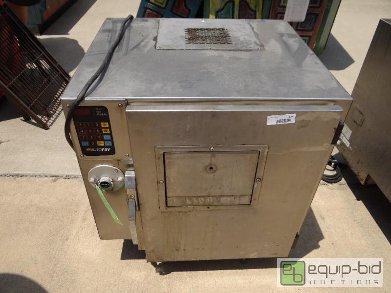 lot 134 image: AutoFry machine. Greasless fryer. Electric....