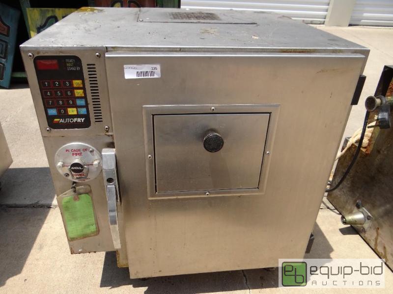 lot 135 image: AutoFry&nbspgreaseless fryer. Electric....