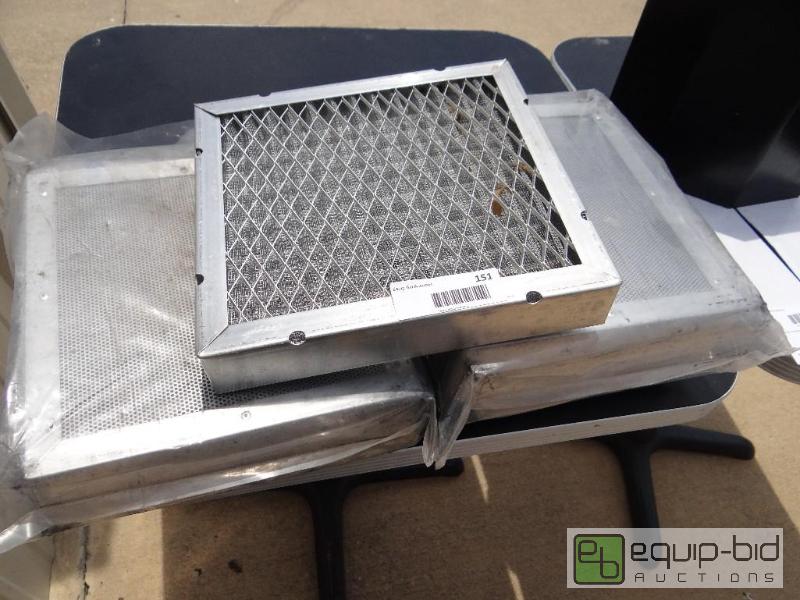 lot 151 image: Lot of NEW autofry filters....