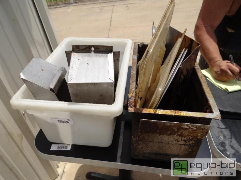 lot 162 image: Lot of autofry&nbspparts....