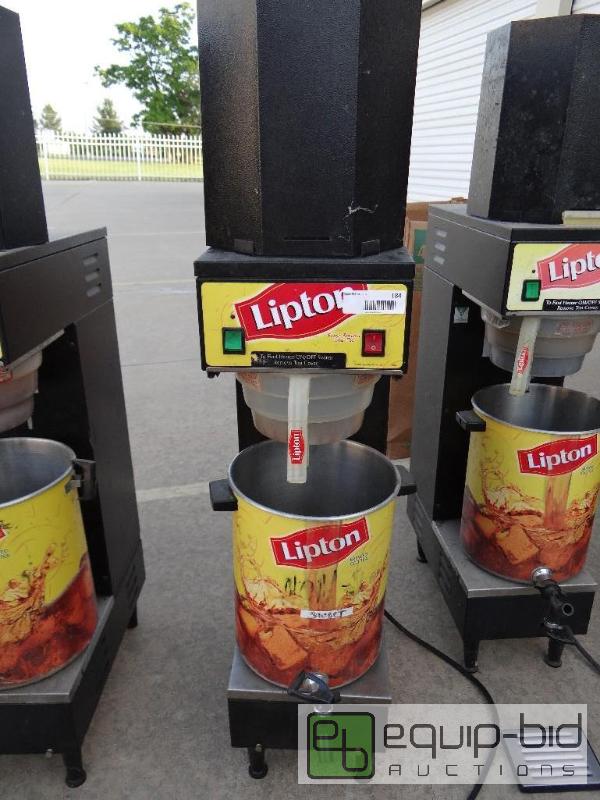 lot 184 image: Lipton ice tea machine with dispenser and sta...