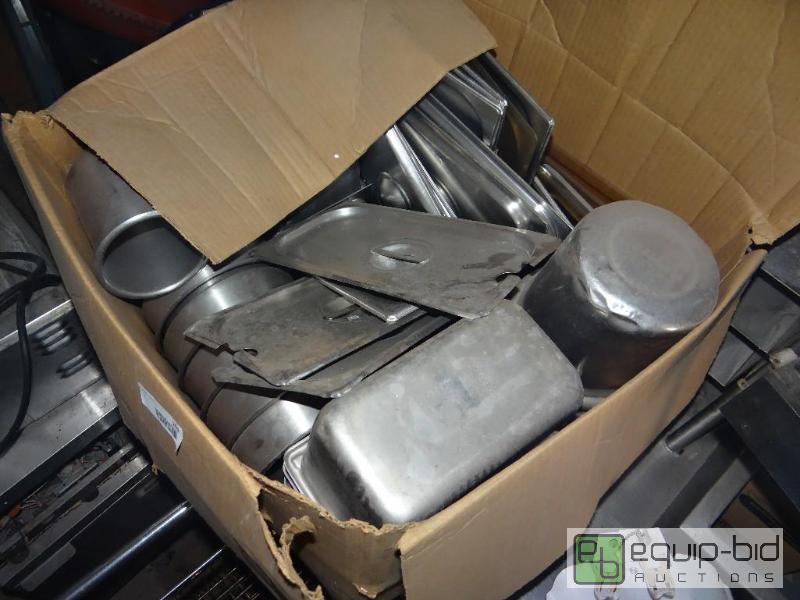 lot 202 image: Lot of ss inserts and lids....