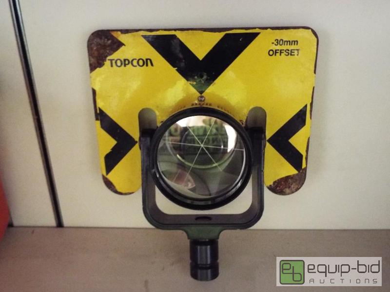 lot 1772 image: Topcon Single Prism   -30mm Offset  Model&nbs...