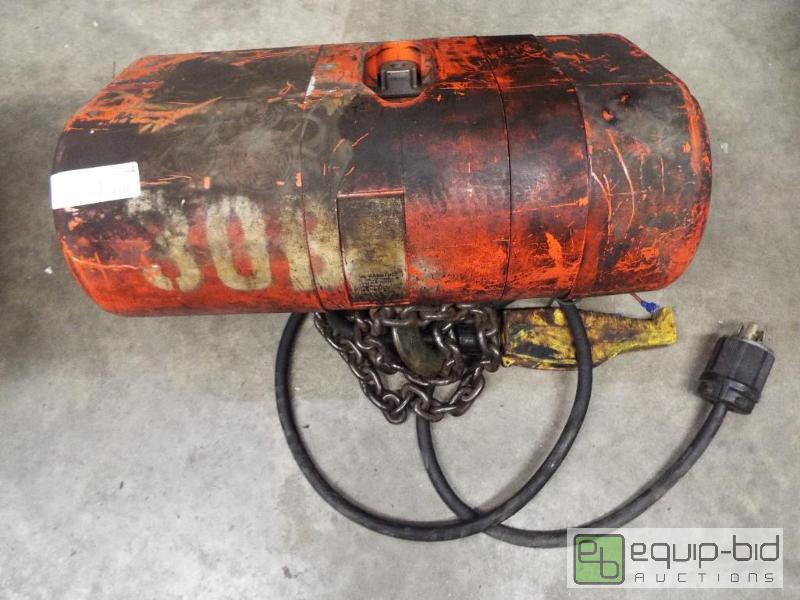 lot 5344 image: CM LODESTAR Electric Chain Hoist&nbsp   1 To...