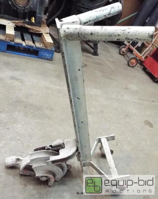 lot 6 image: Greenlee Pipe Bender   No. 1800  See Pictures...