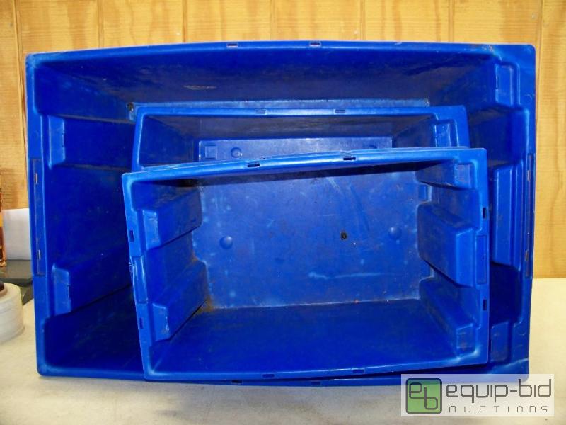 lot 1088 image: 4 Storage Bins