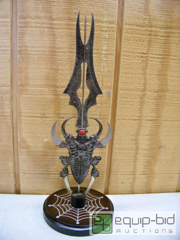 lot 1108 image: Spider Knife