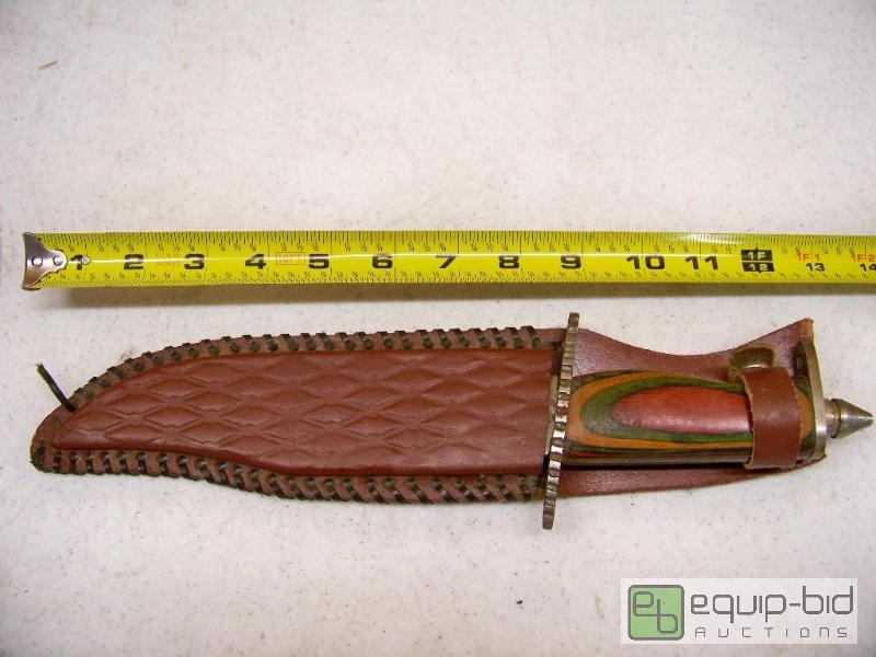 lot 1110 image: Crocodile Bowie Knife
