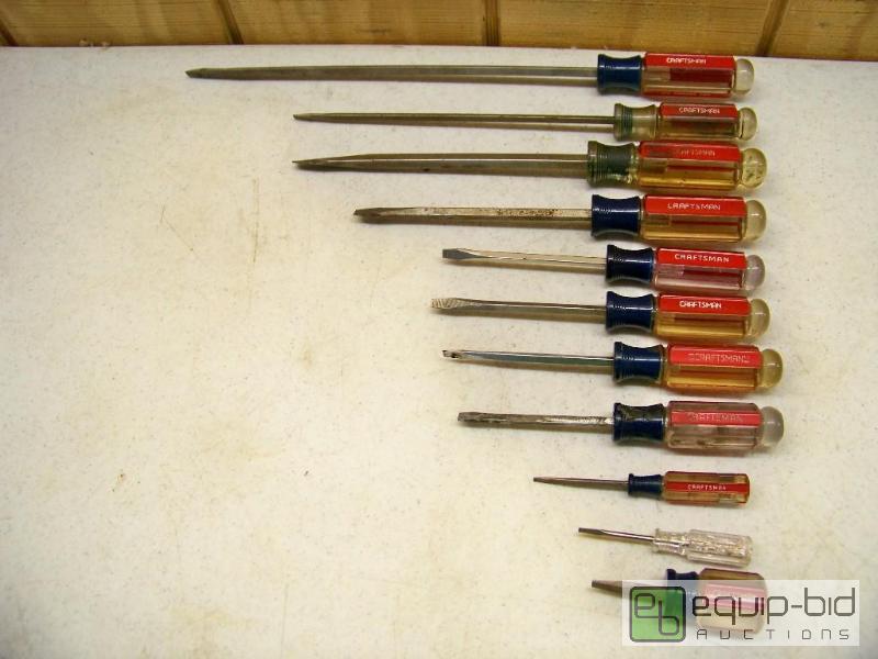 lot 1156 image: Craftsman Screwdriver set