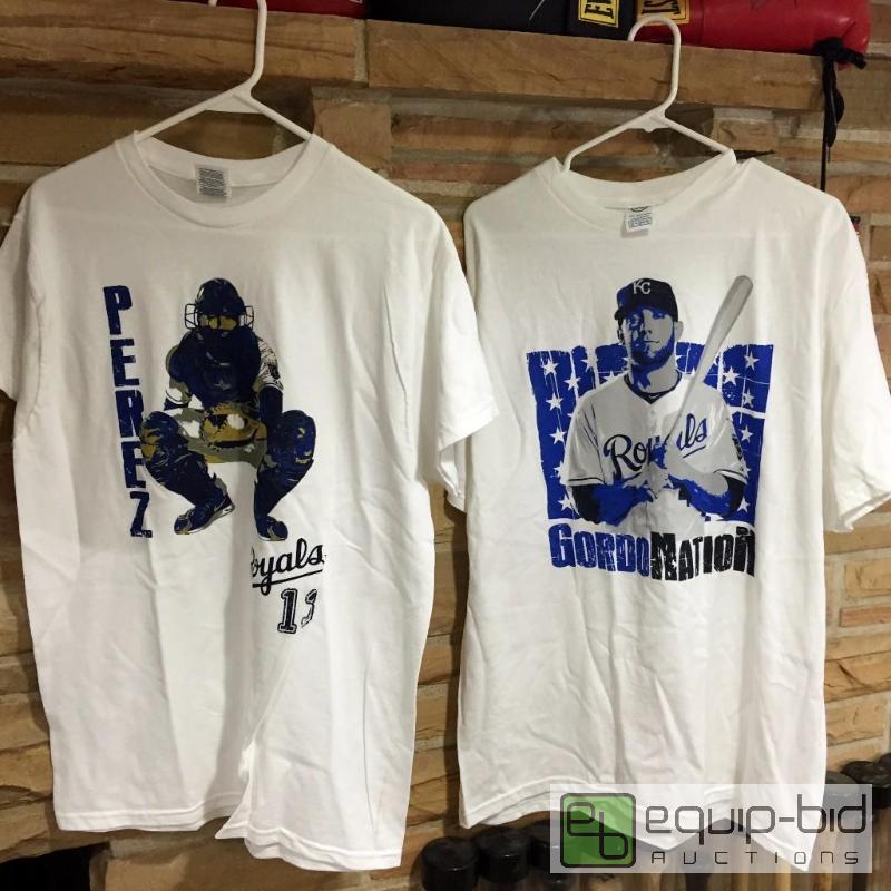 lot 1095 image: SAL PEREZ ALEX GORDON T-SHIRTS  AWESOME LOOKI...