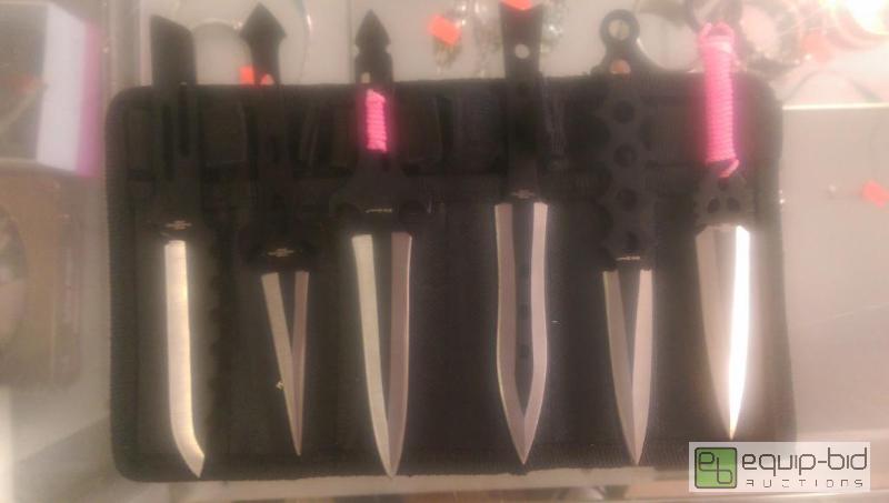 lot 100 image: Lot of Knifes...