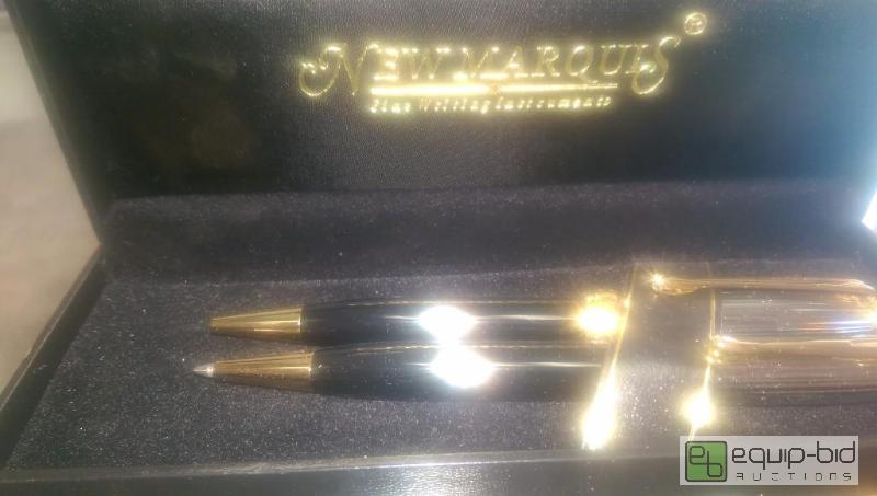 lot 104 image: Awesome Pen Set...