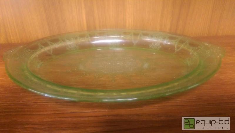lot 265 image: VaselineUranium Glass...