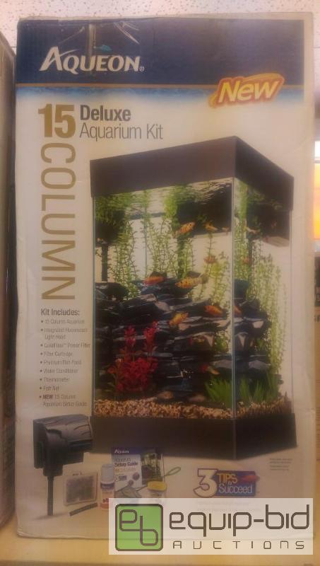 lot 318 image: Deluxe Aquarium New in Box...