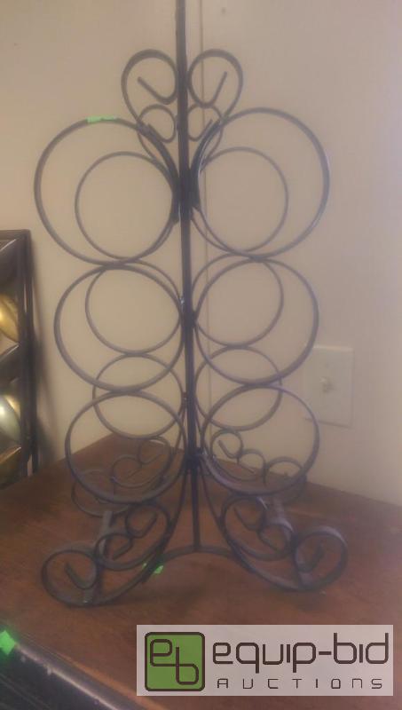 lot 37 image: Countertop Metal Wine Rack...
