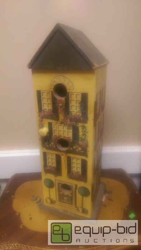 lot 39 image: Home Decor Birdhouse...