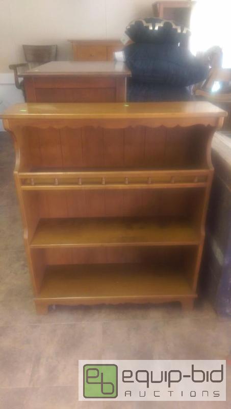 lot 41 image: Mid Century Bookshelf great project piece...