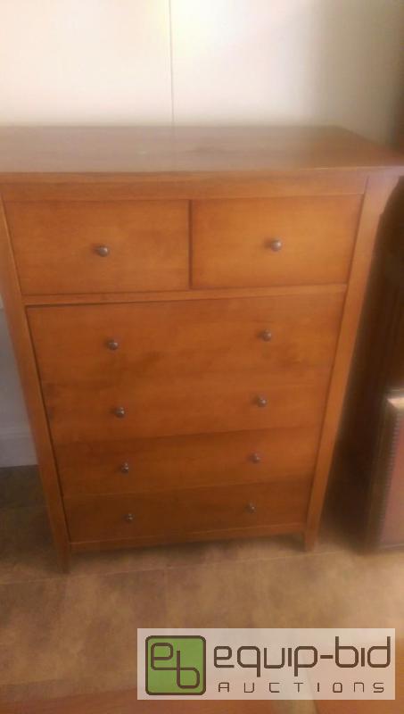 lot 42 image: Mission Style Dresser...