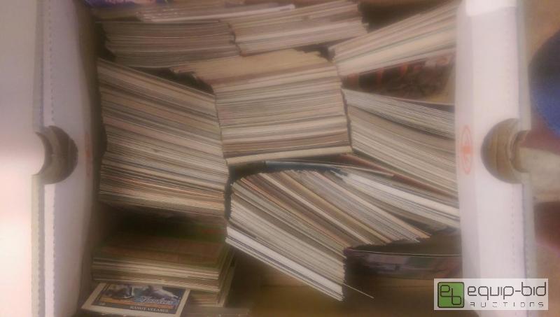 lot 67 image: Small Box O Ball Cards...