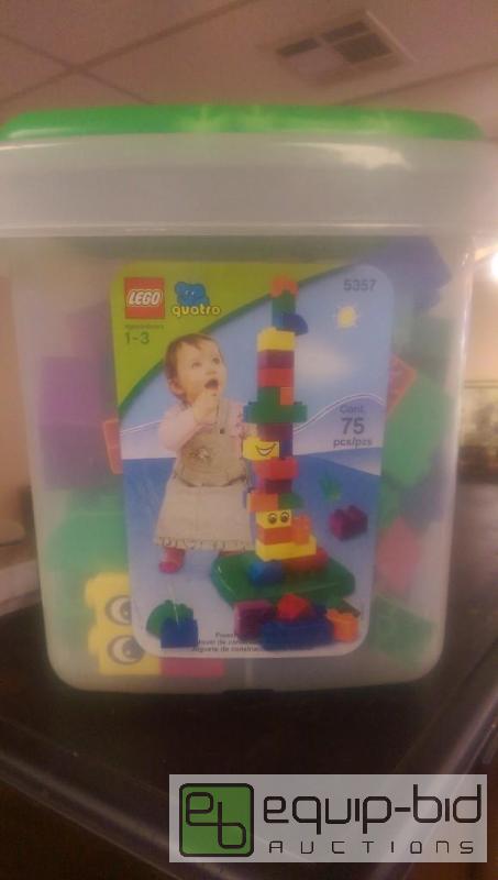 lot 88 image: Tub O Lego...