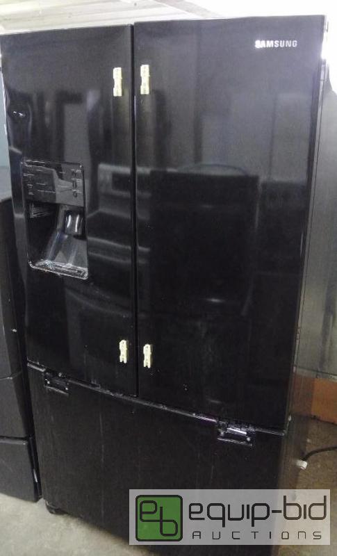 lot 3075 image: Samsung French Door Residential Refrigerator