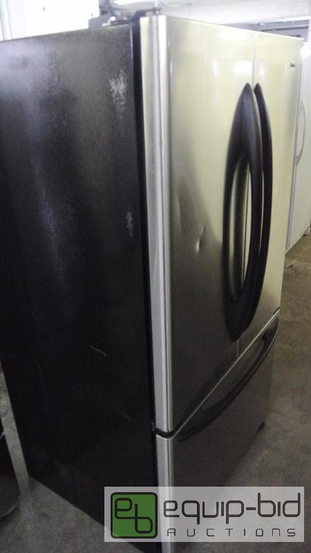 lot 3079 image: Kenmore French Door Residential Refrigerator