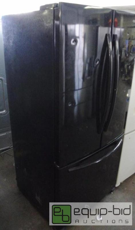 lot 3099 image: Samsung French Door Residential Refrigerator