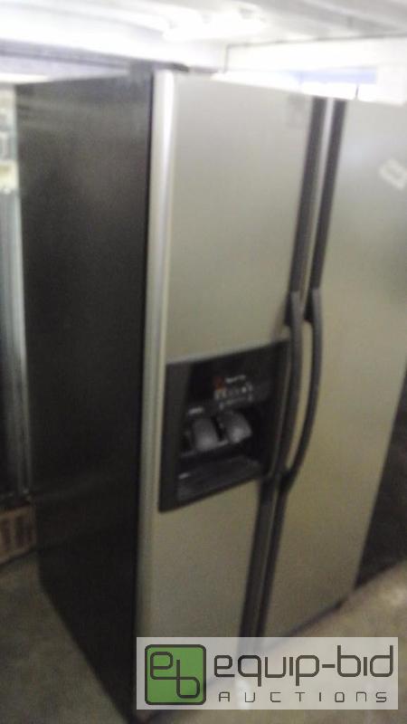 lot 3110 image: Whirlpool Imperial Series Side by Side Residential Refrigerator