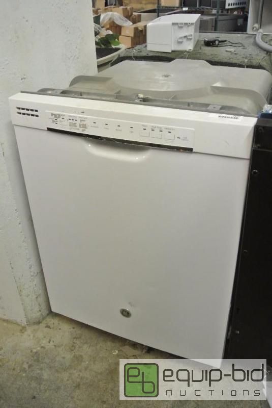 lot 3120 image: GE Residential Dishwasher