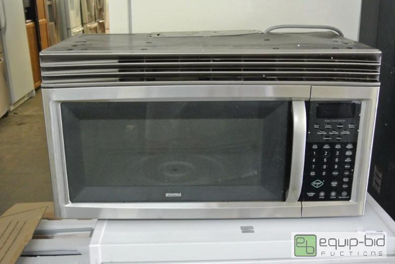 Black & Decker Toaster Oven and Kenmore Microwave - Roller Auctions