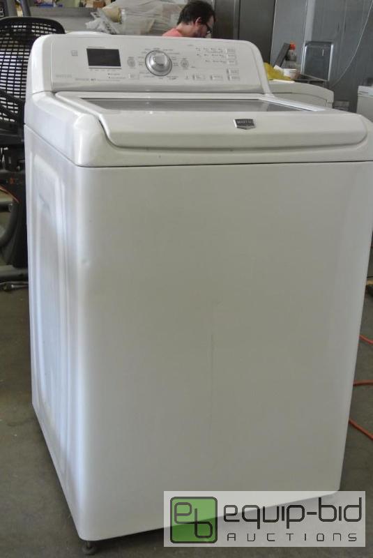 lot 3258 image: Maytag Bravos Washing Machine