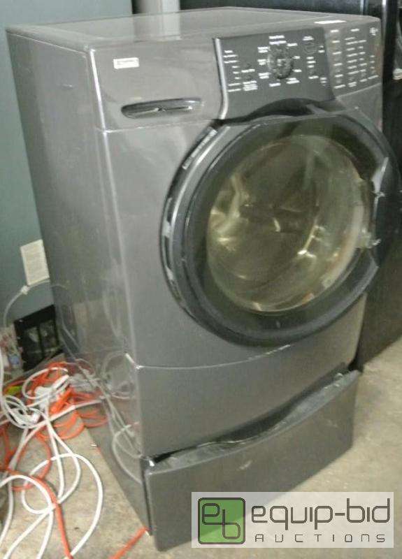 lot 3781 image: Kenmore Elite Front Load Washing Machine with Understorage