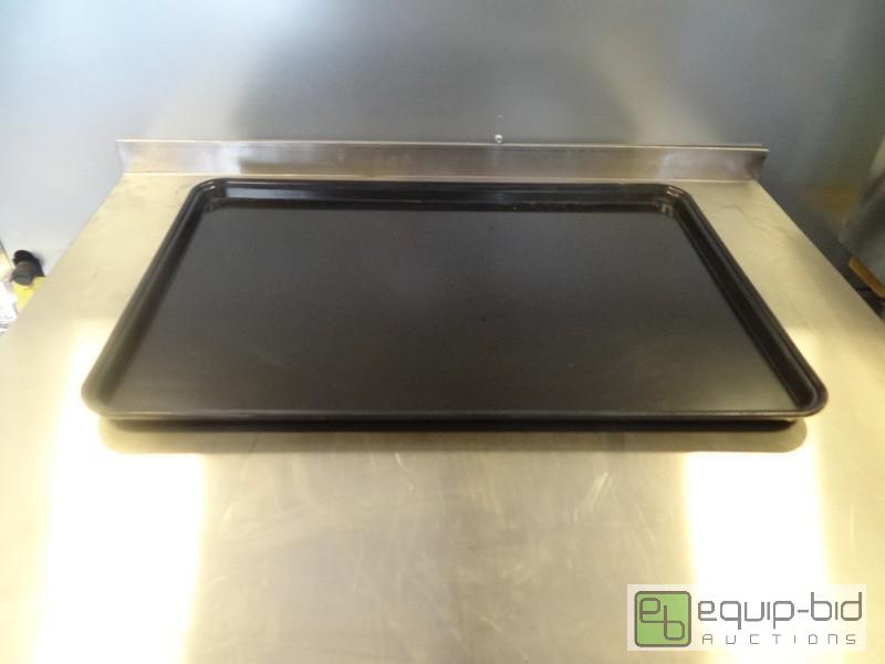 lot 1644 image: (12) New Black 18x26 Plastic Trays