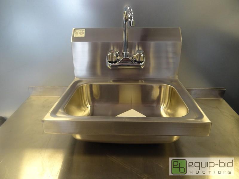 lot 1657 image: New Stainless Hand Sink