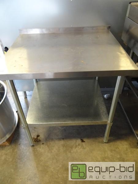 lot 1691 image: Stainless Steel 36x30 Table