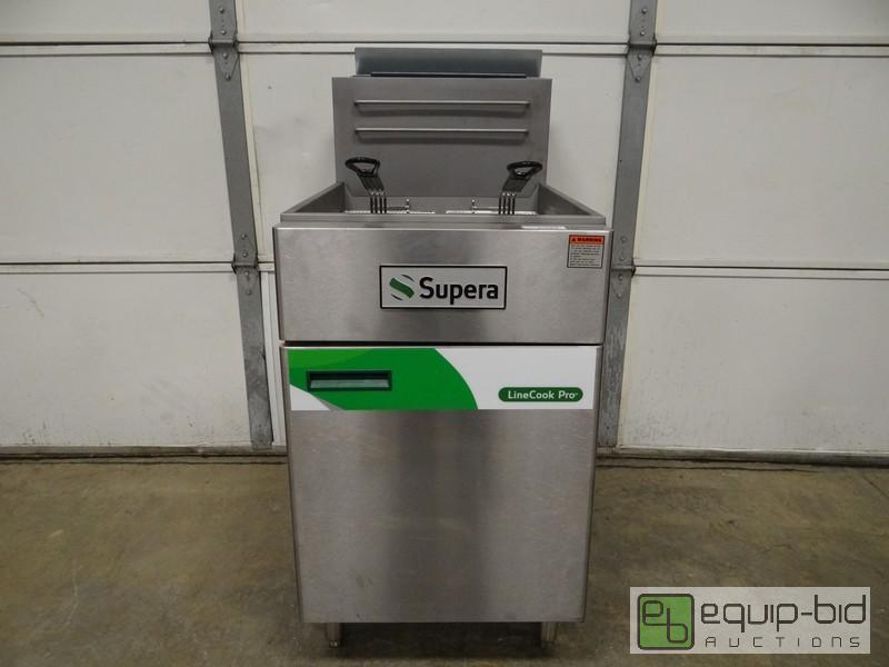 lot 718 image: New Supera 75Lb Fryer