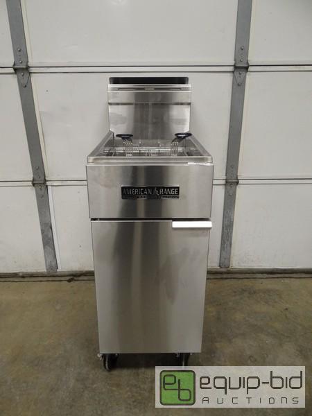lot 720 image: New American Range 35Lb Fryer