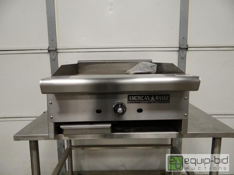 lot 726 image: New American Range 24 inch Griddle