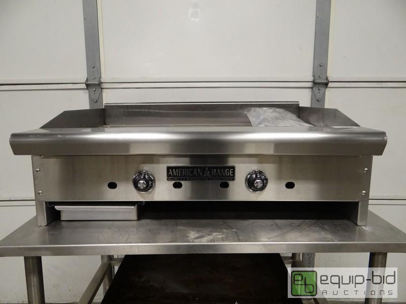 lot 728 image: New American Range 36 Inch Flat Top Griddle