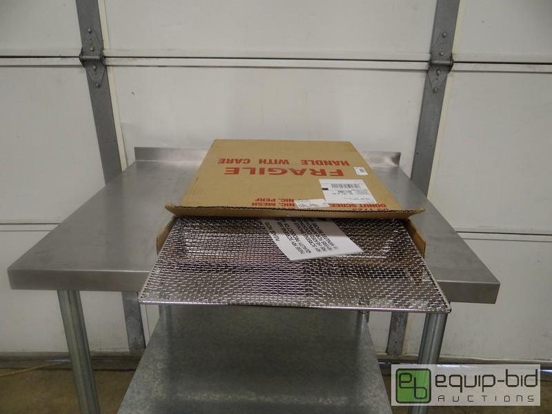 lot 766 image: (12) New 18x26 Donut Fryer Racks