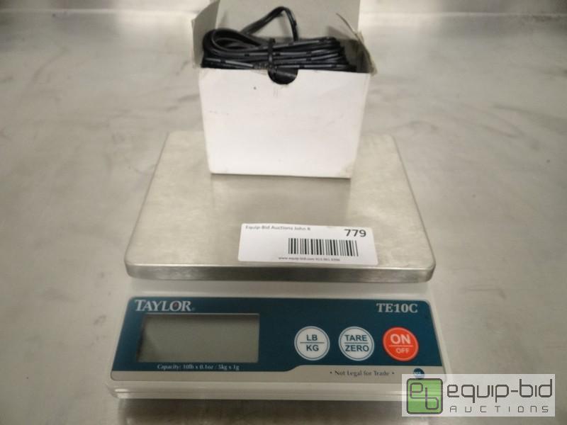 lot 779 image: Taylor 10lb Digital Scale